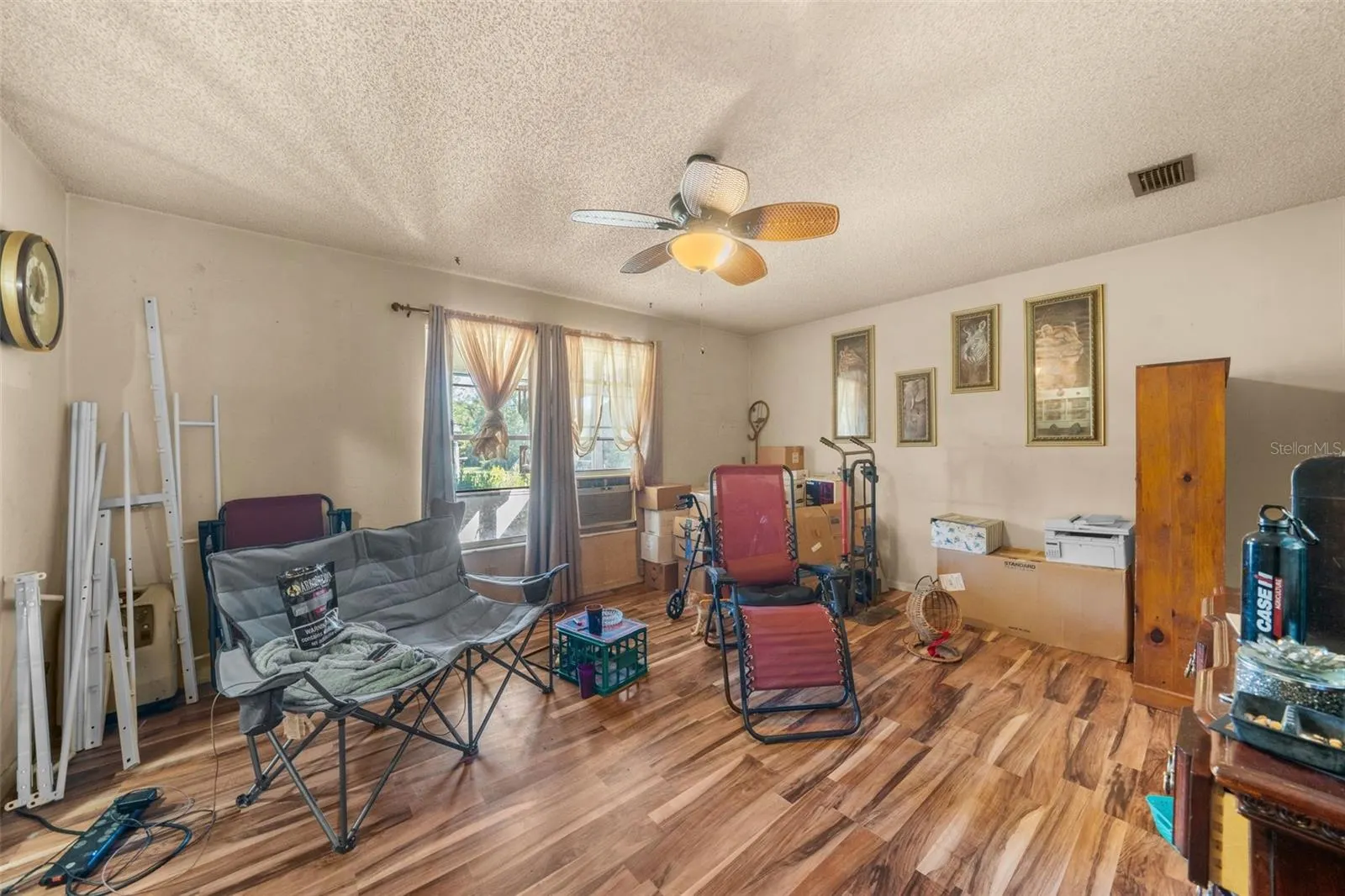 140 SW QUINCY TER