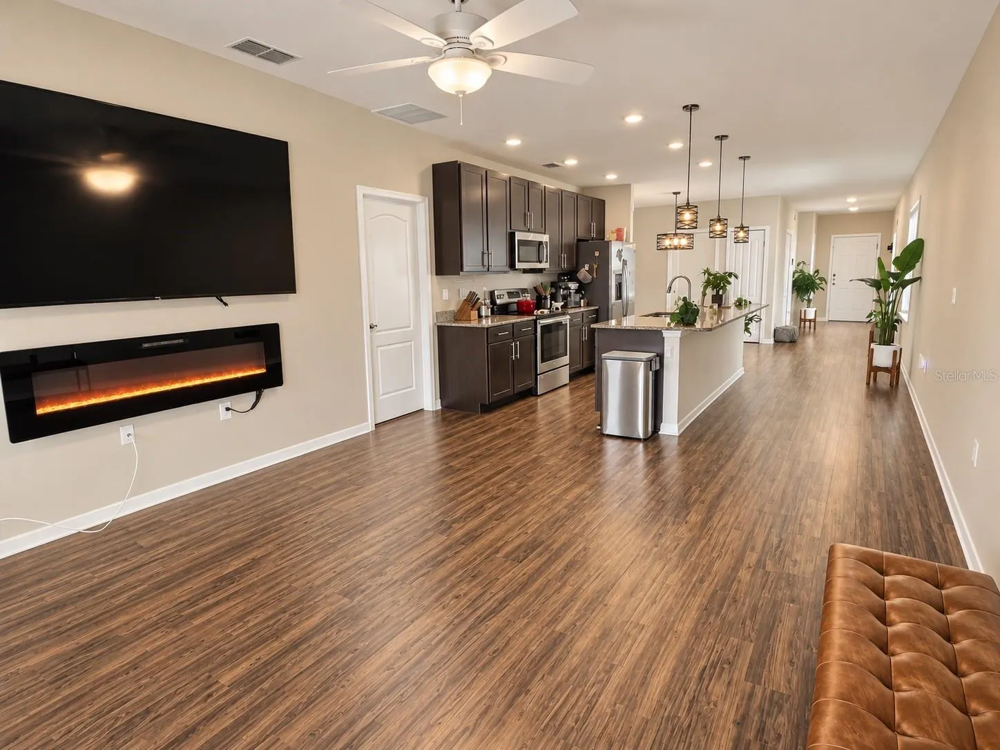 4722 LINDEVER LN