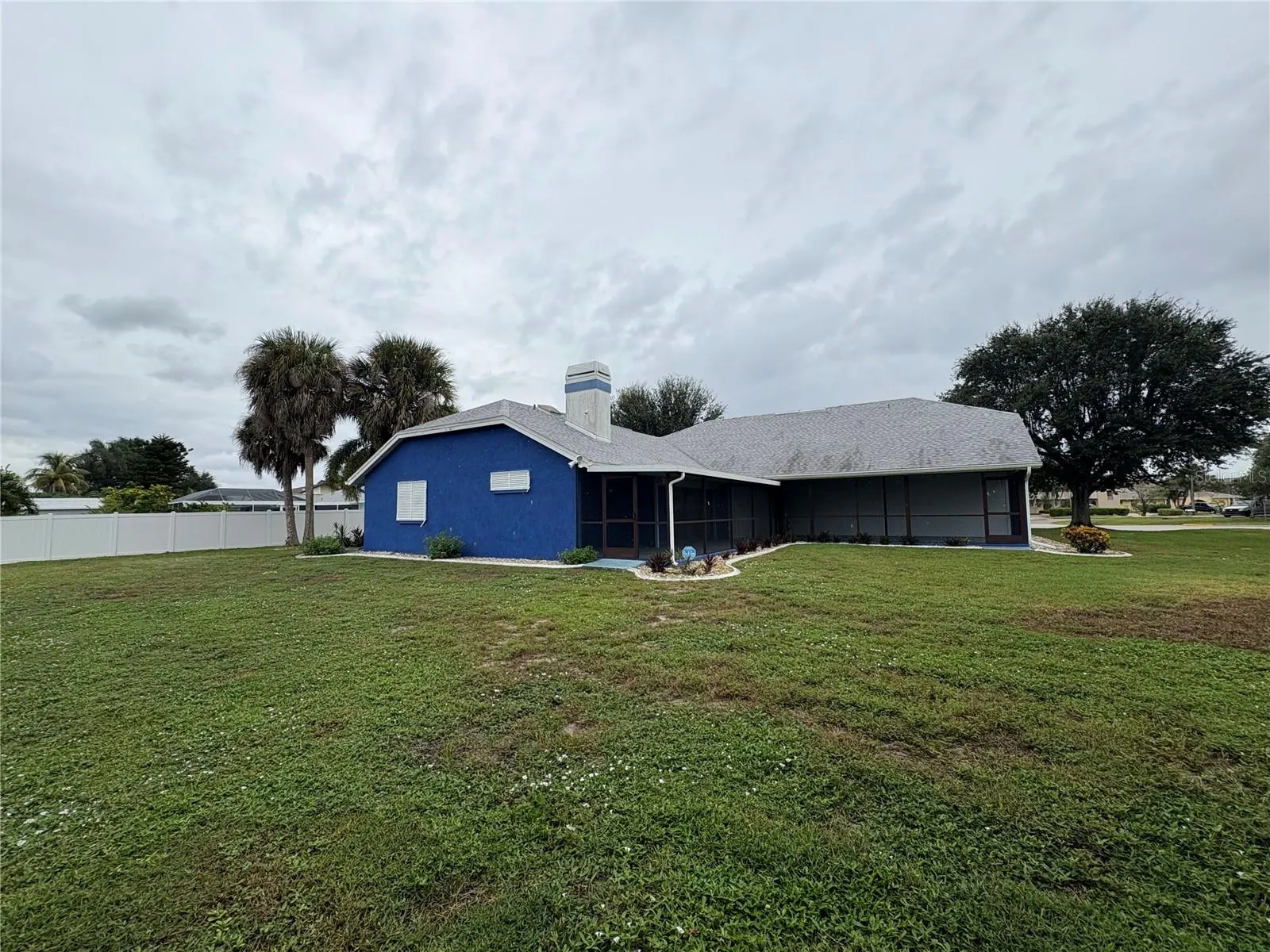 4328 COUNTRY CLUB BLVD