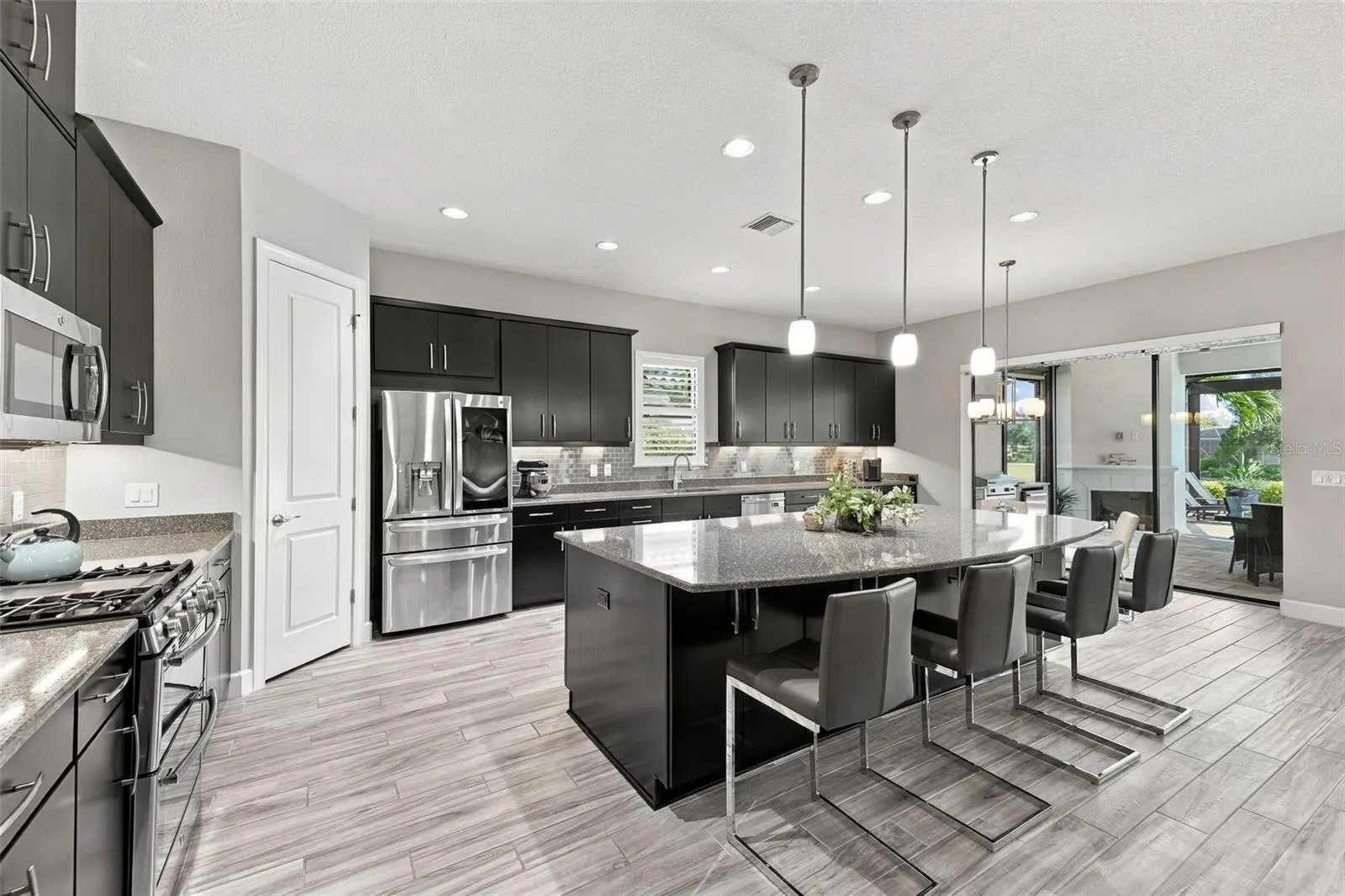 4723 BENITO CT