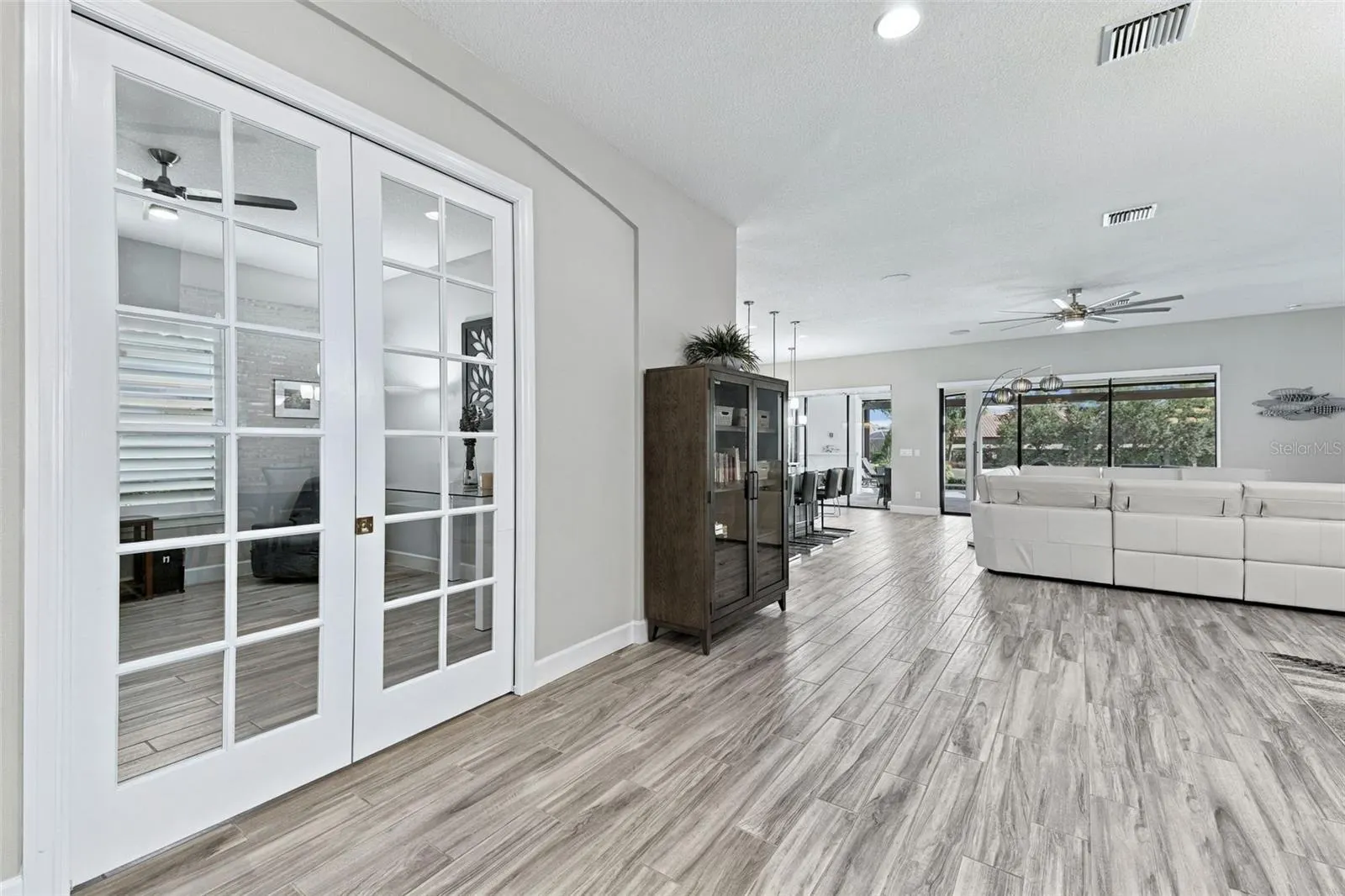 4723 BENITO CT