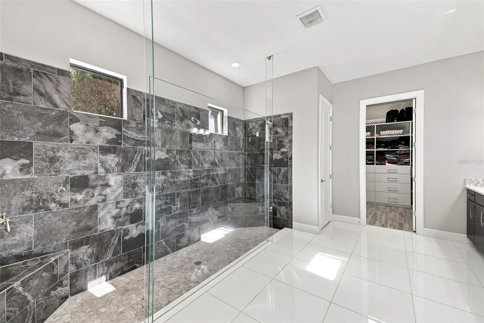 4723 BENITO CT