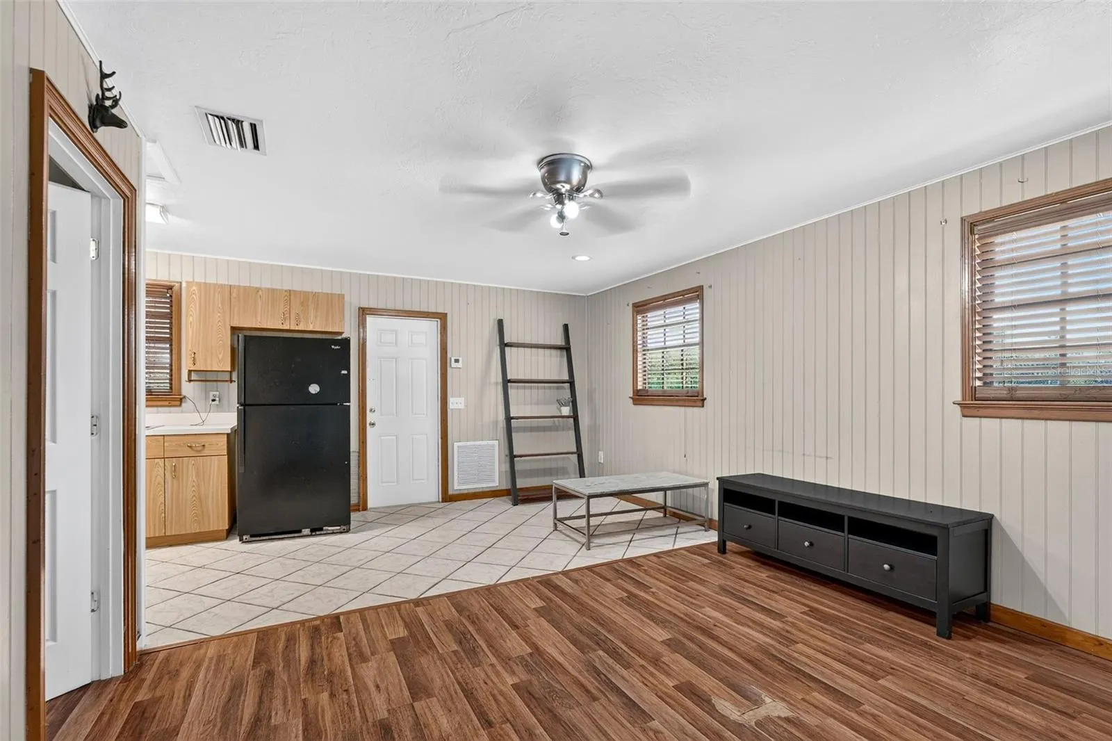 37550 CLAY GULLY RD