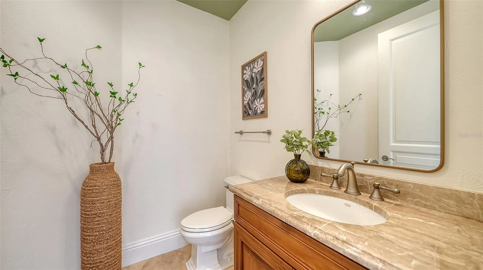 464 GOLDEN GATE PT #304 #304