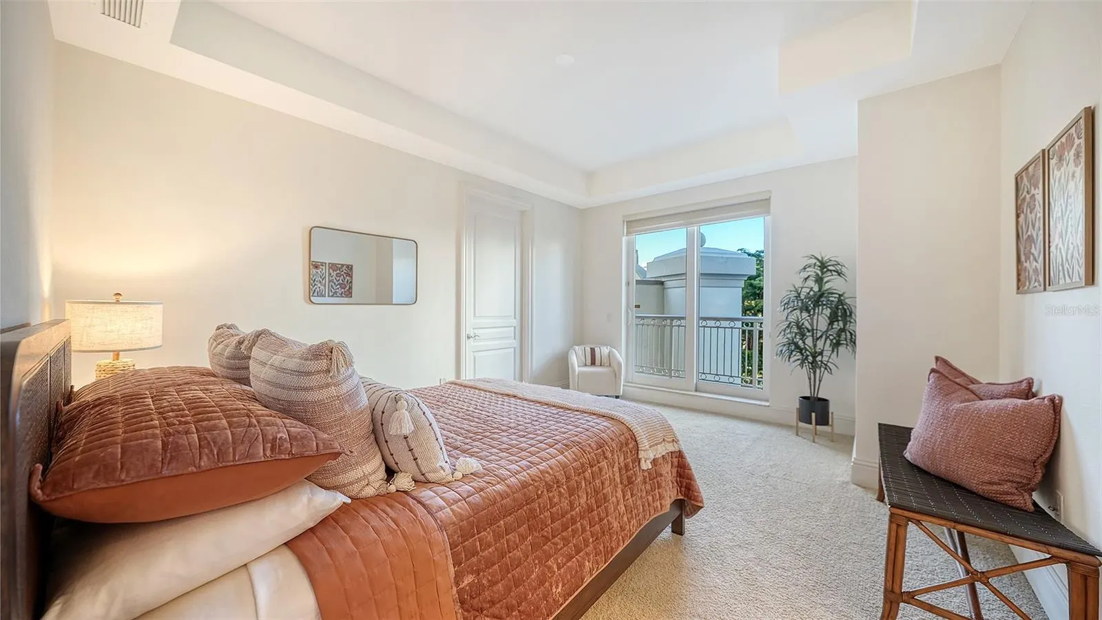 464 GOLDEN GATE PT #304 #304