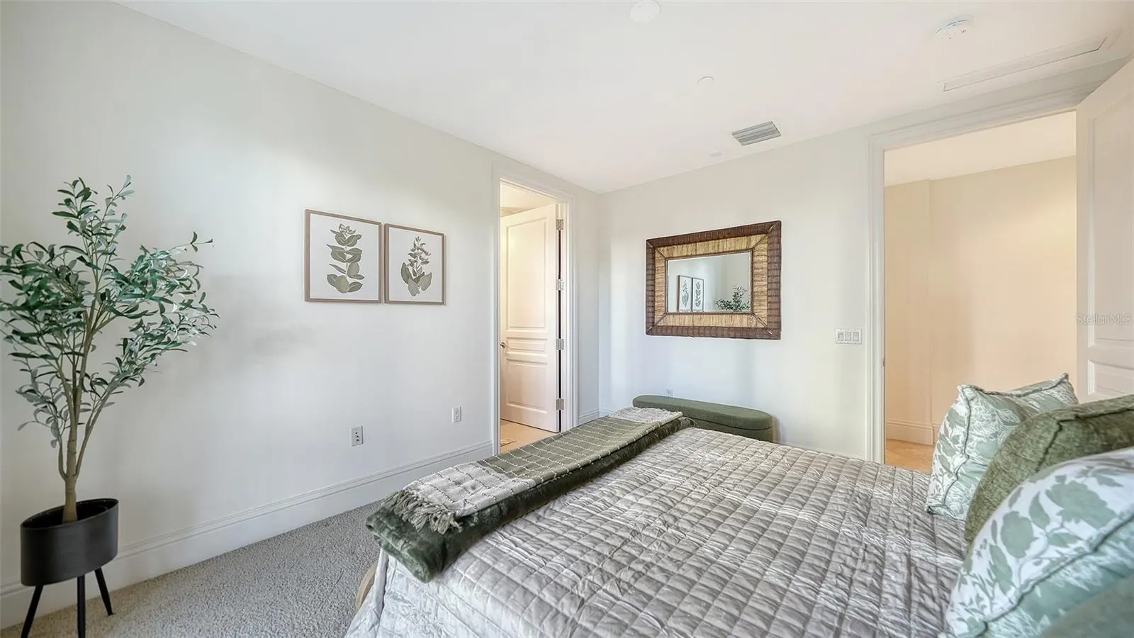 464 GOLDEN GATE PT #304 #304