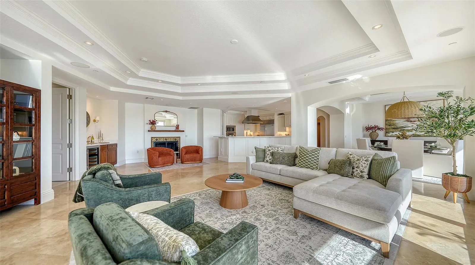 464 GOLDEN GATE PT #304 #304