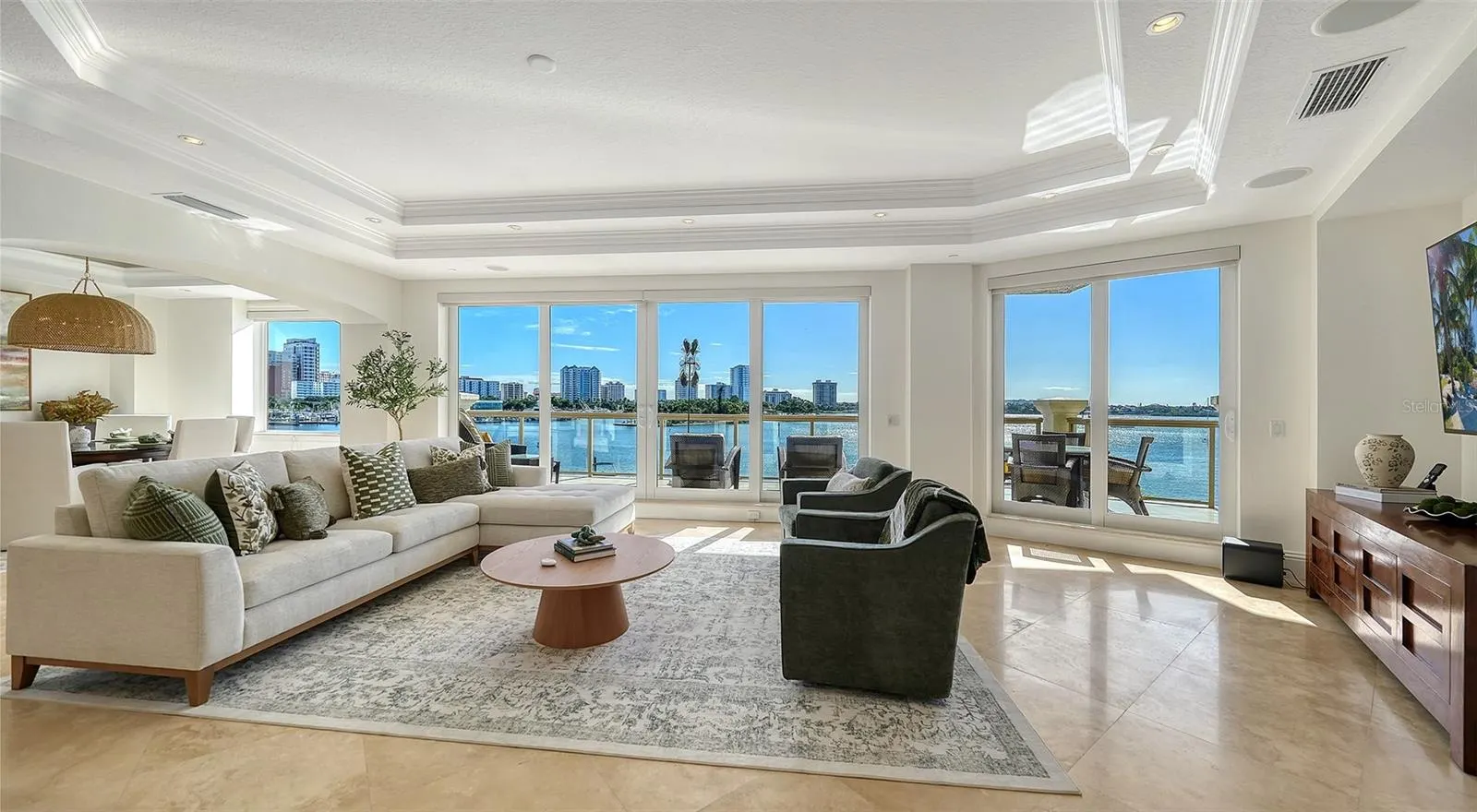 464 GOLDEN GATE PT #304 #304