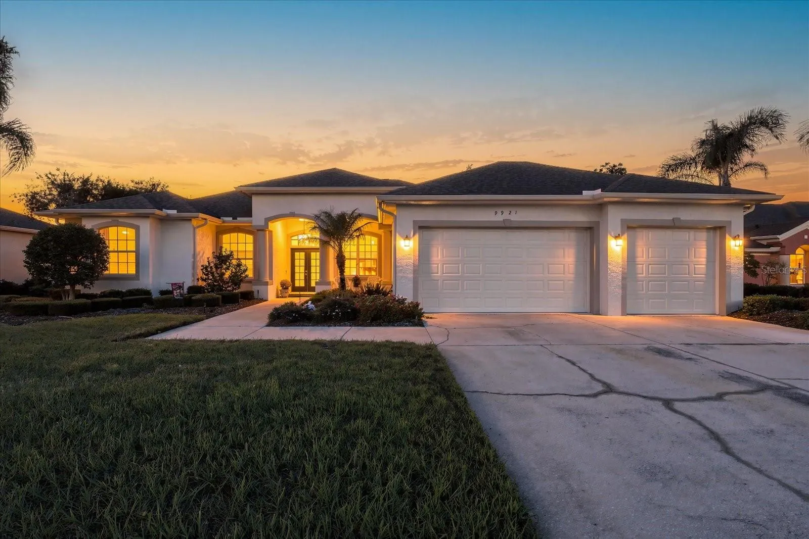 9921 LAUREL VALLEY AVENUE CIR