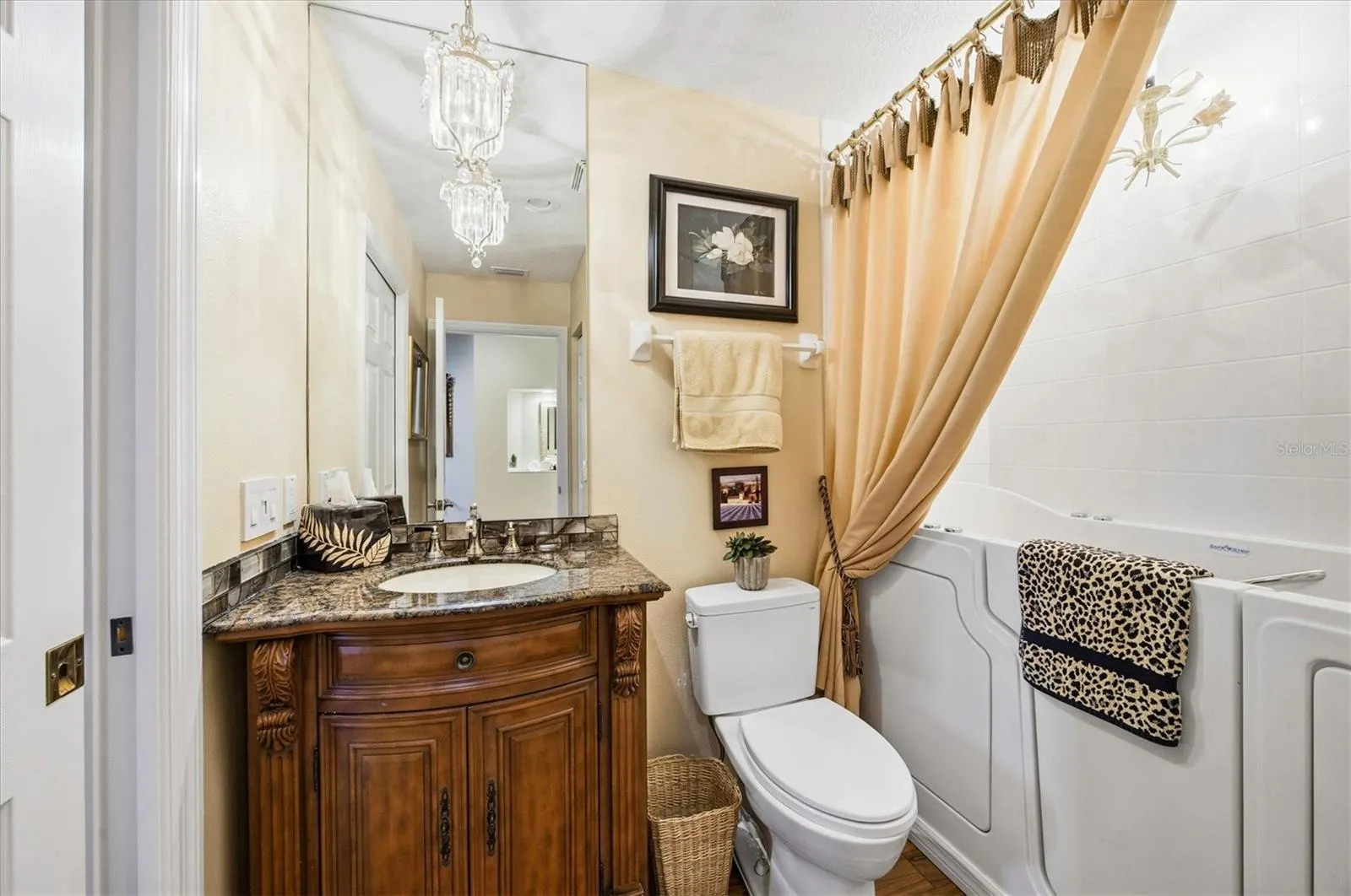 232 HIDDEN BAY DR #303 #303