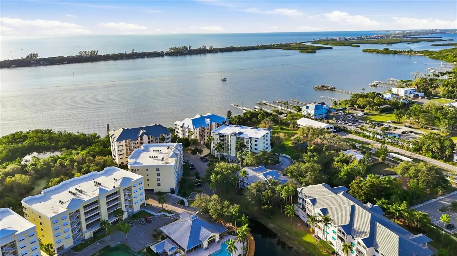 232 HIDDEN BAY DR #303 #303