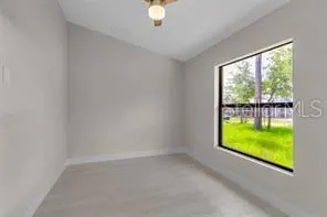 23367 MAYVILLE AVE