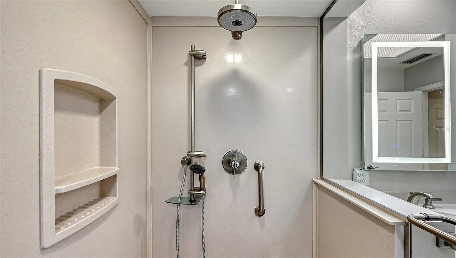 2245 HARBOURSIDE DR #101 #101