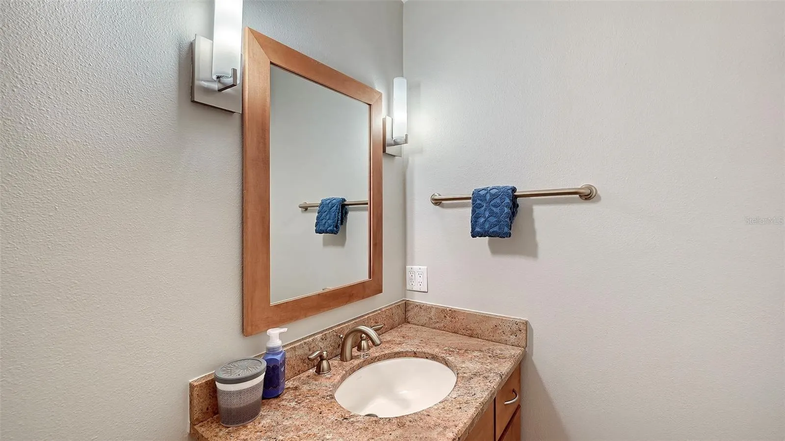 2245 HARBOURSIDE DR #101 #101