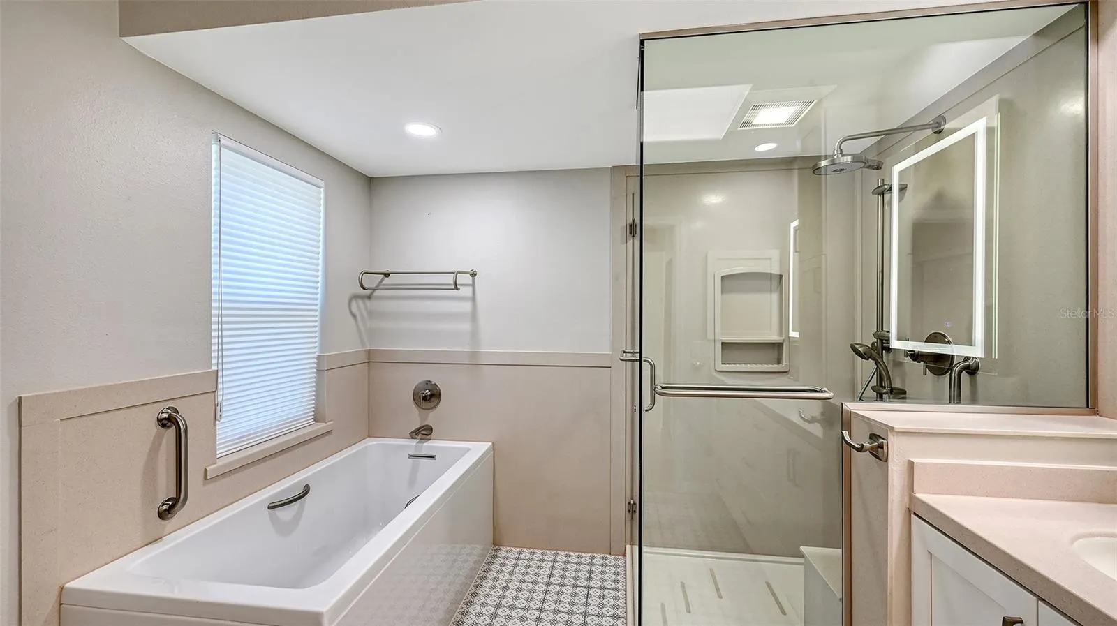 2245 HARBOURSIDE DR #101 #101