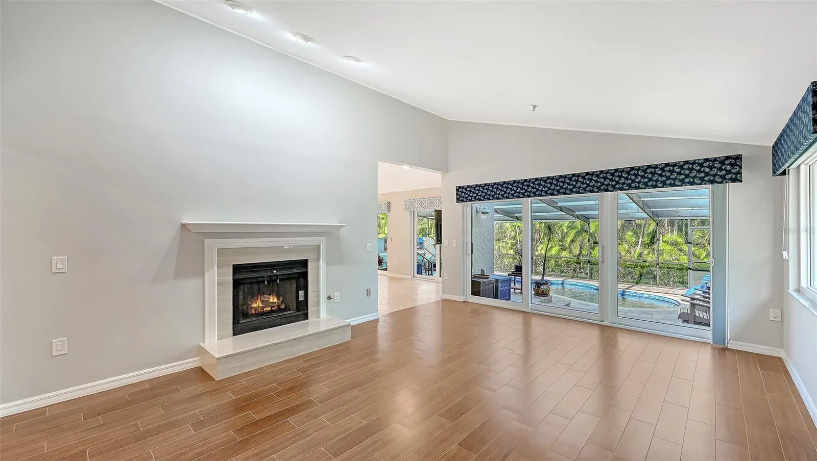 2245 HARBOURSIDE DR #101 #101