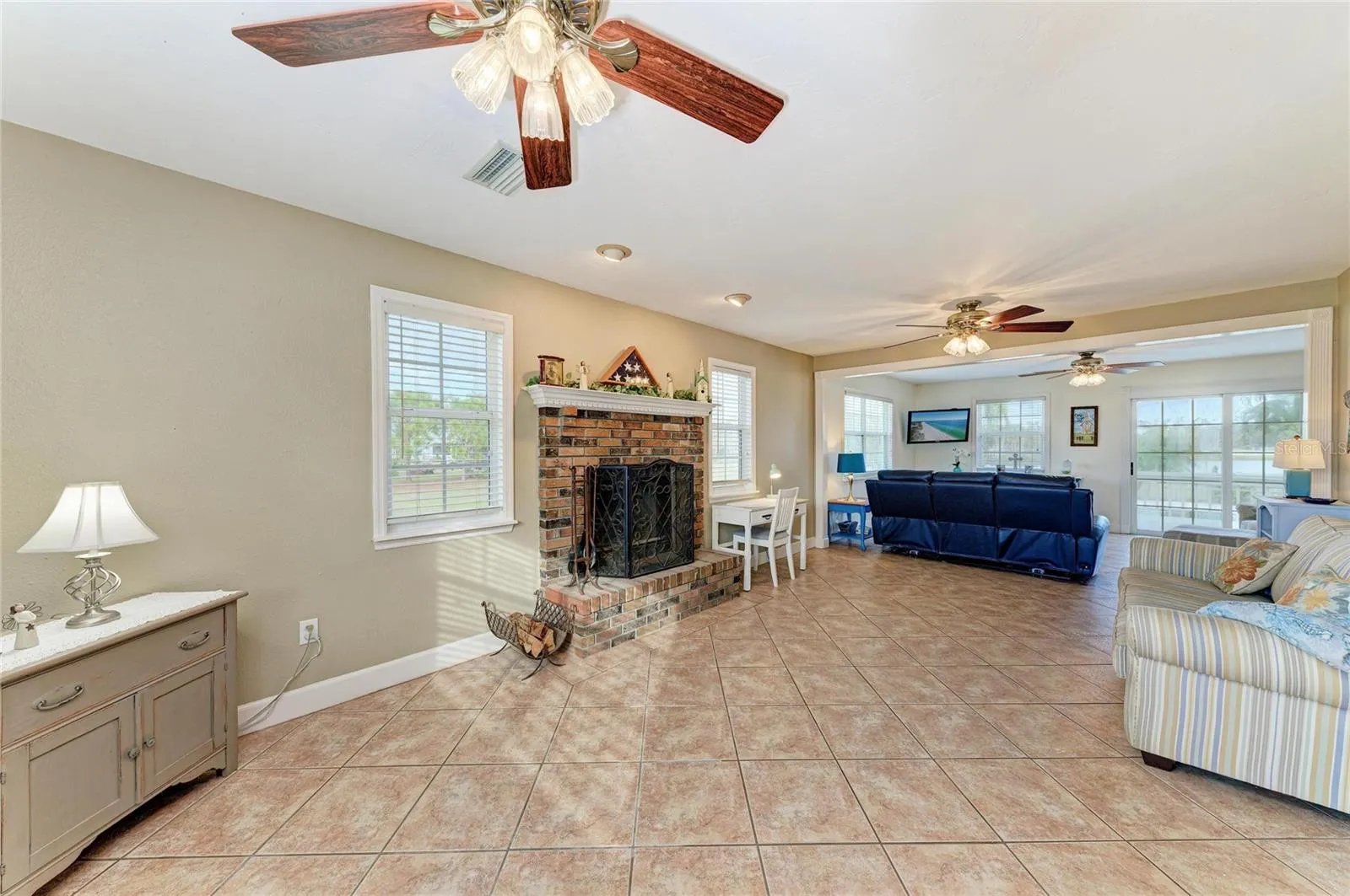 1914 24TH AVE W