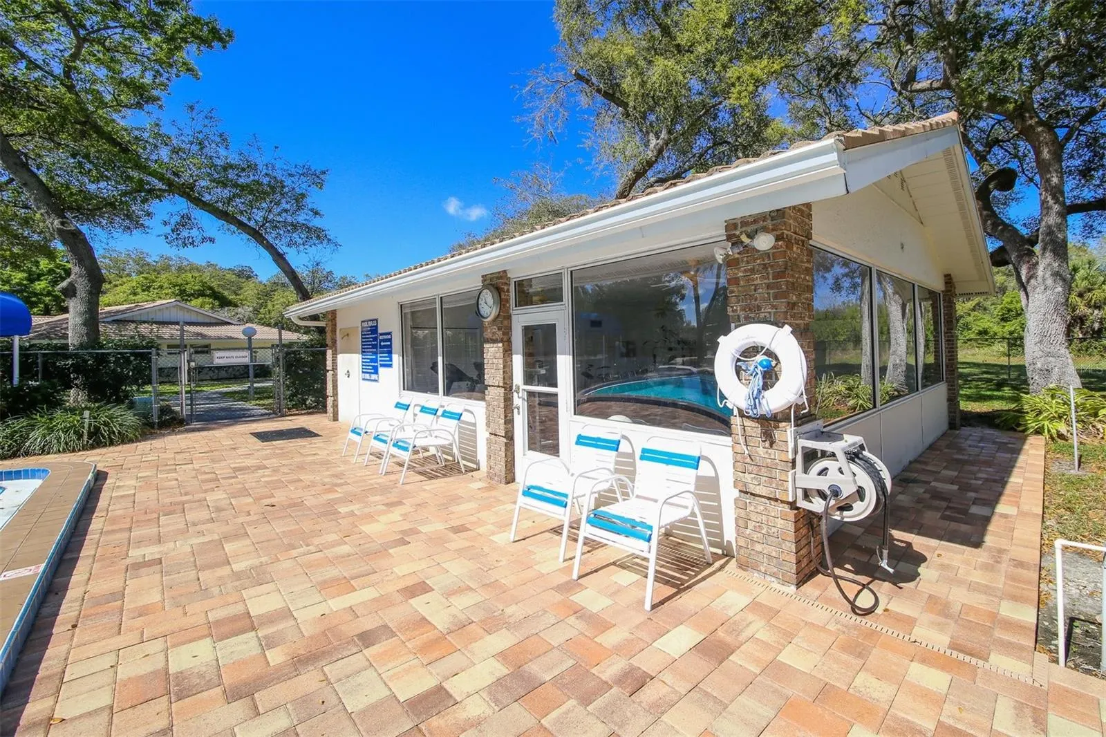 5808 GARDEN LAKES FERN