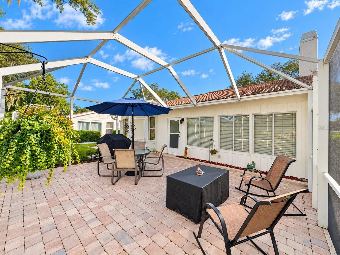 5808 GARDEN LAKES FERN