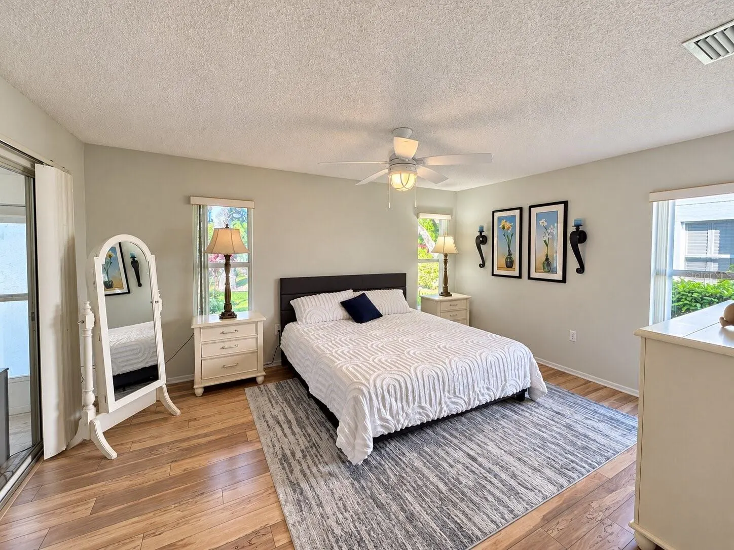 5808 GARDEN LAKES FERN
