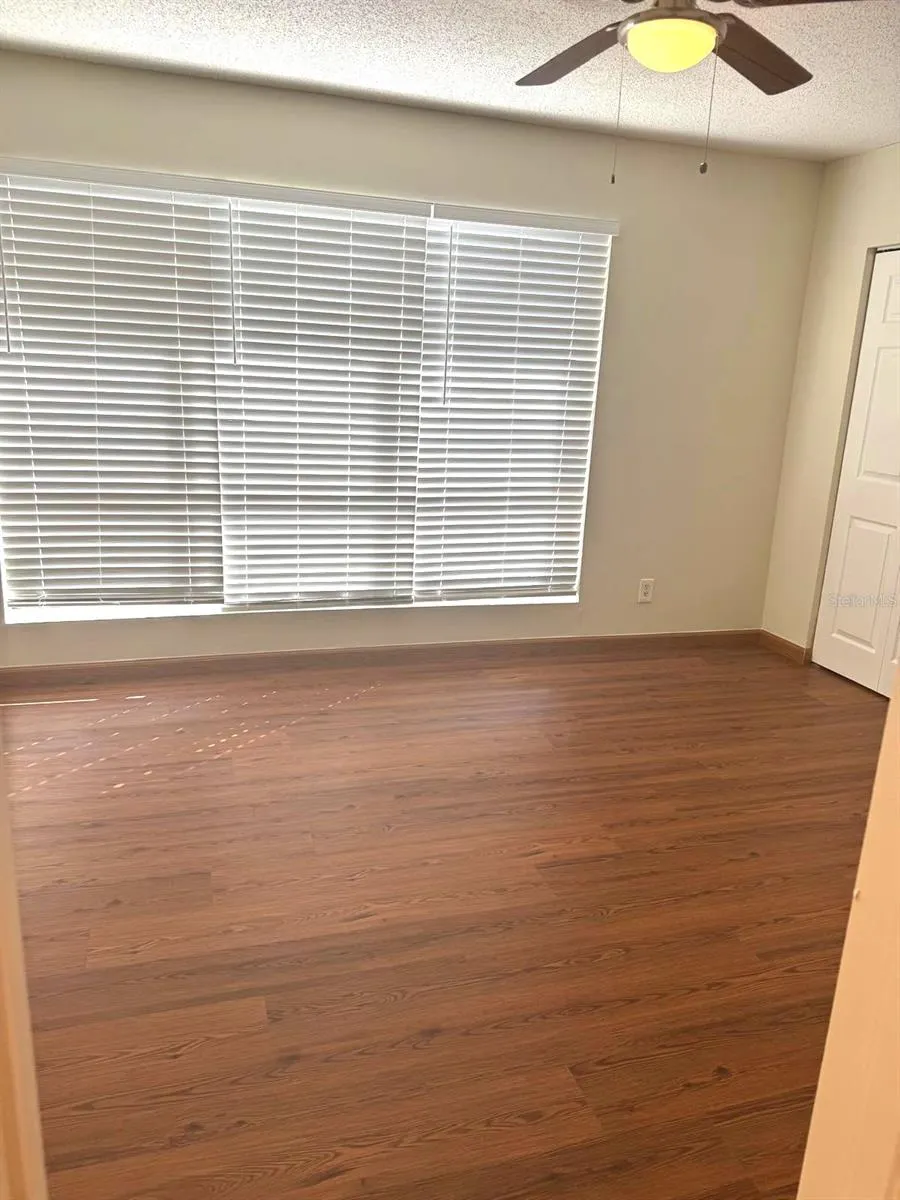 4001 BENEVA RD #209 #209
