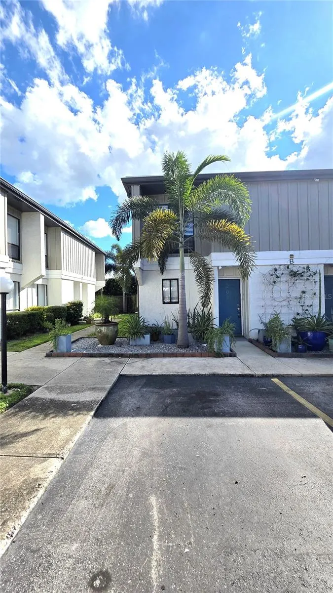 4001 BENEVA RD #209 #209