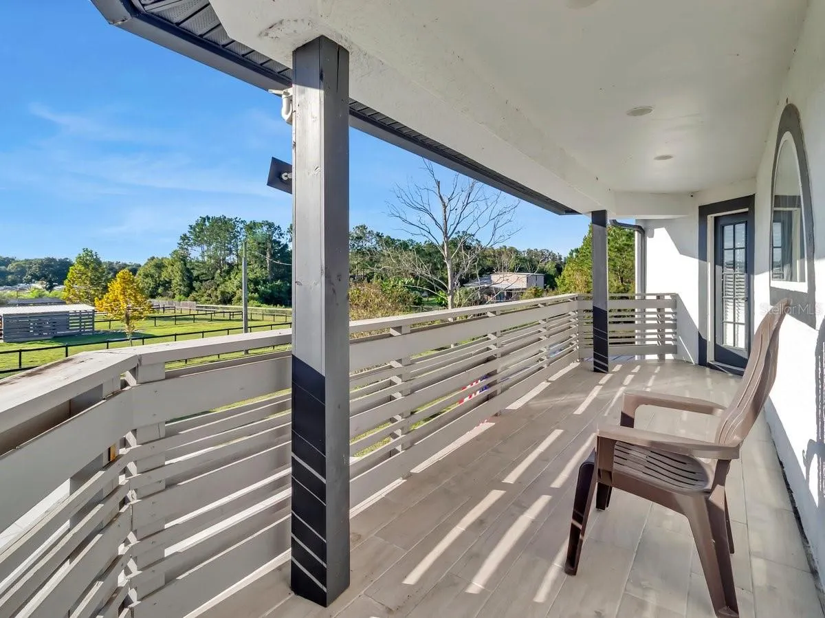 3810 BARTON COUNTRY TRL