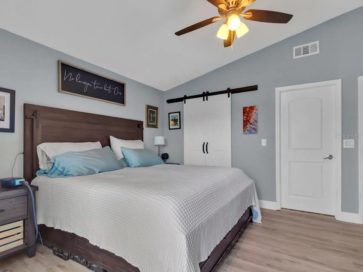 3810 BARTON COUNTRY TRL