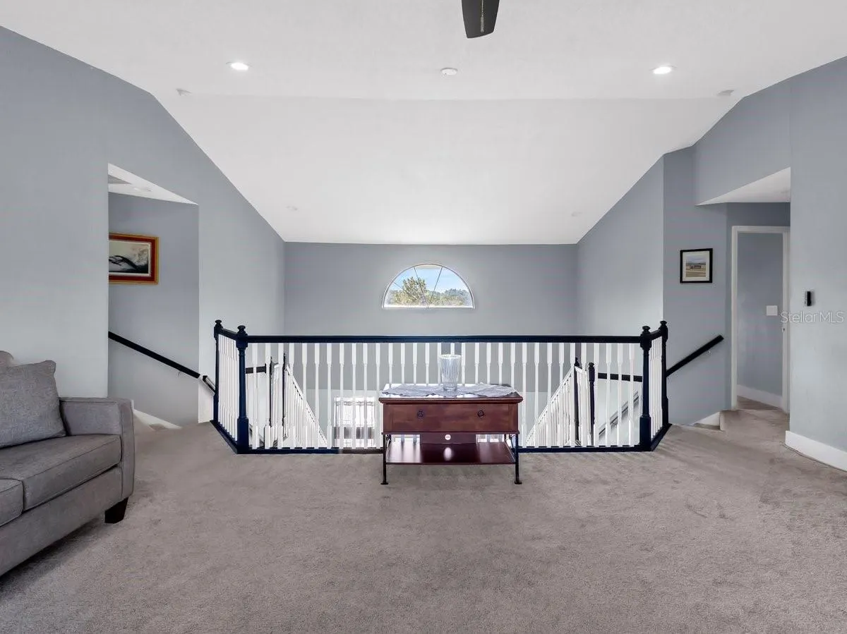 3810 BARTON COUNTRY TRL