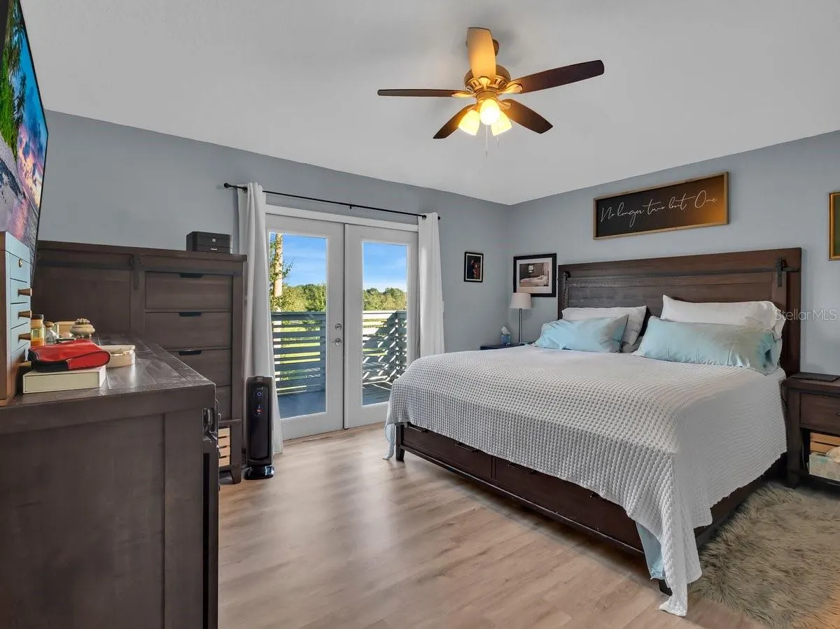 3810 BARTON COUNTRY TRL