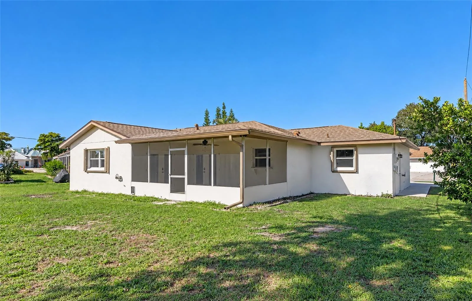 102 SANDHURST DR