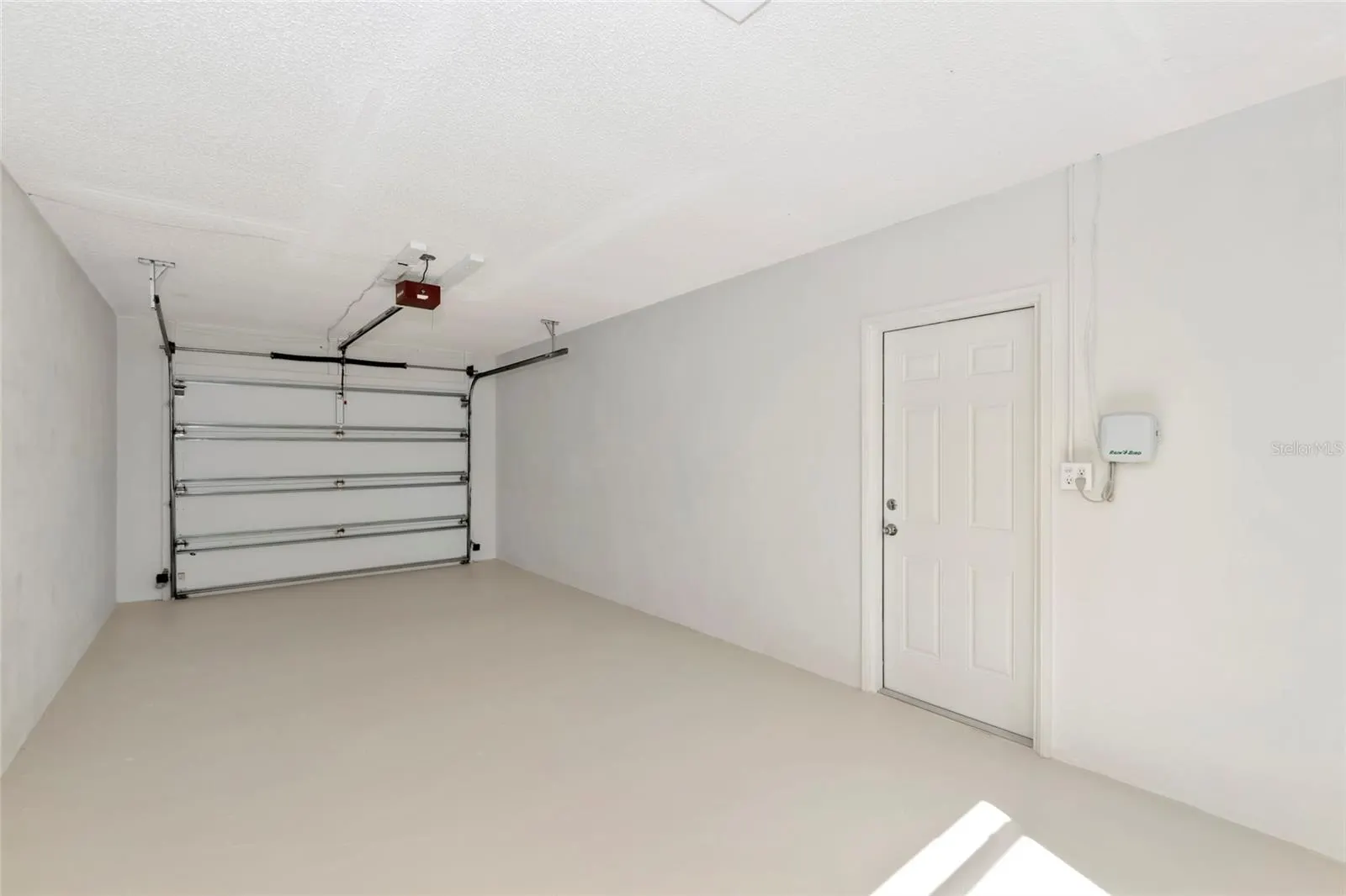 102 SANDHURST DR
