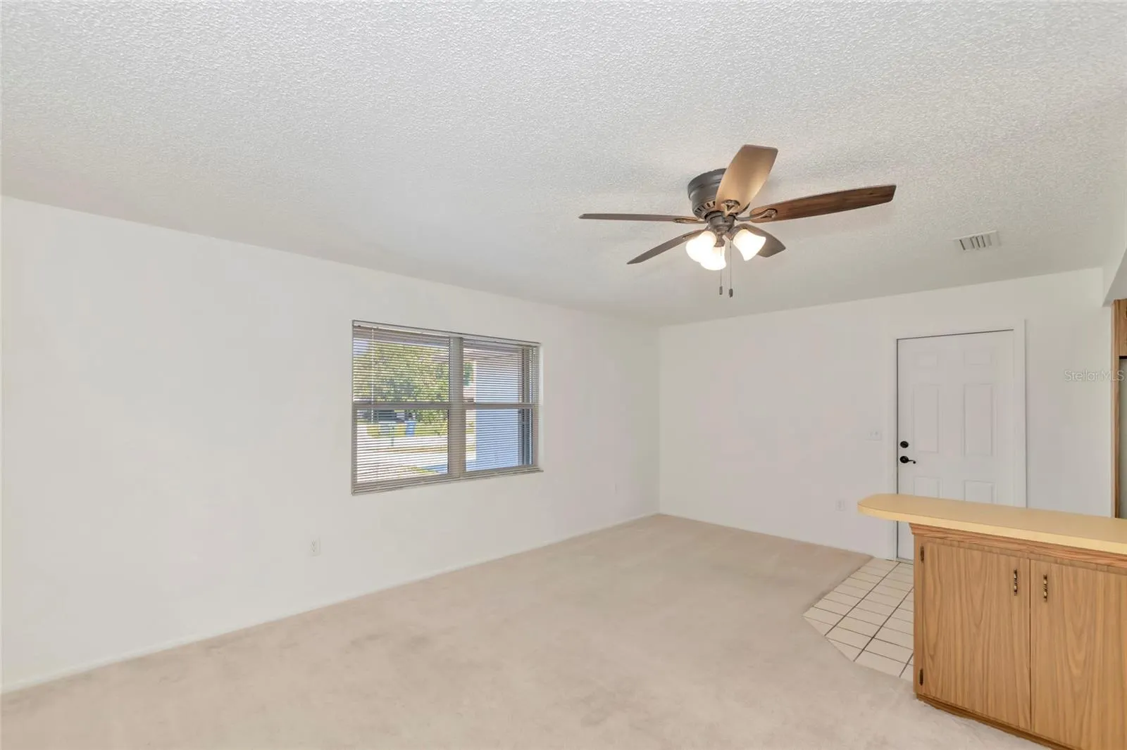 102 SANDHURST DR