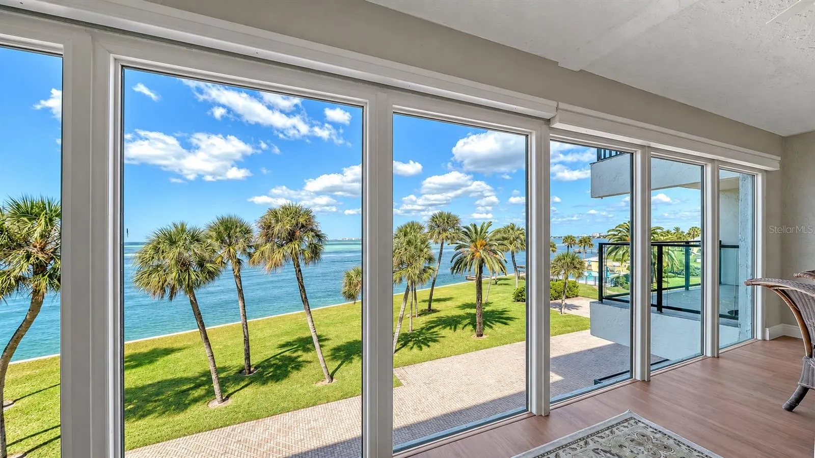 4712 OCEAN BLVD #W5 #W5