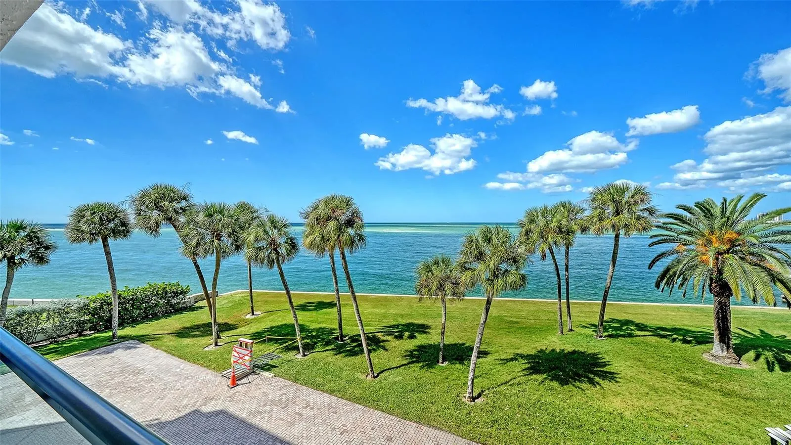 4712 OCEAN BLVD #W5 #W5