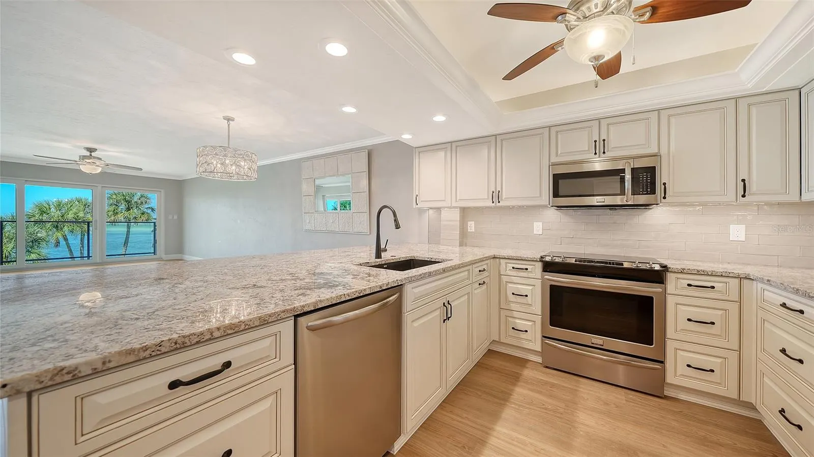 4712 OCEAN BLVD #W5 #W5