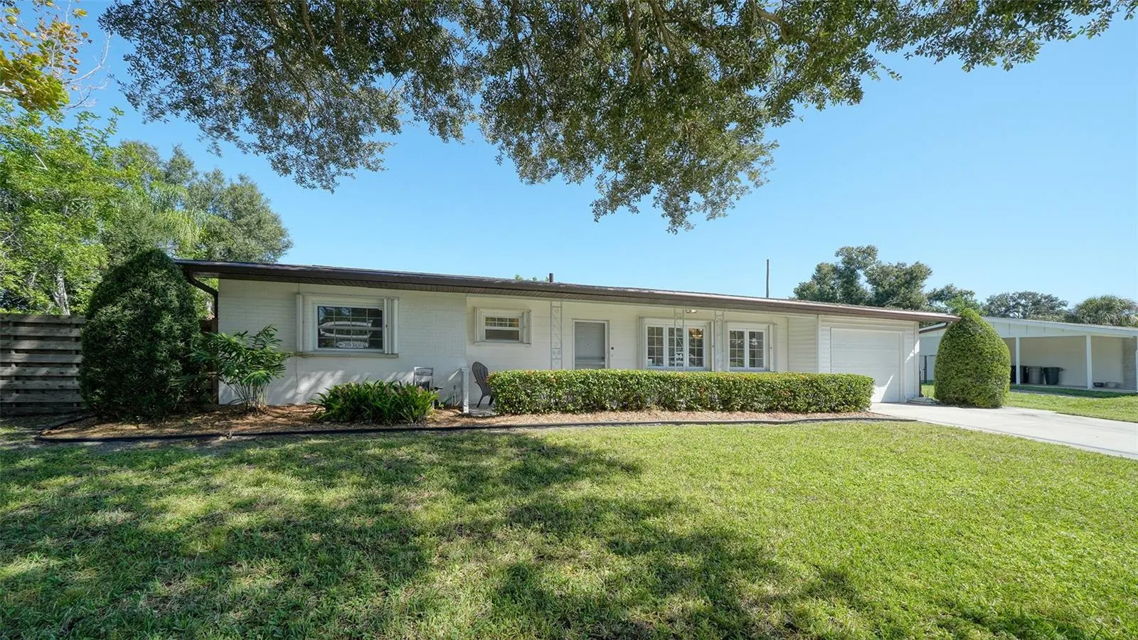 2465 HIBISCUS ST