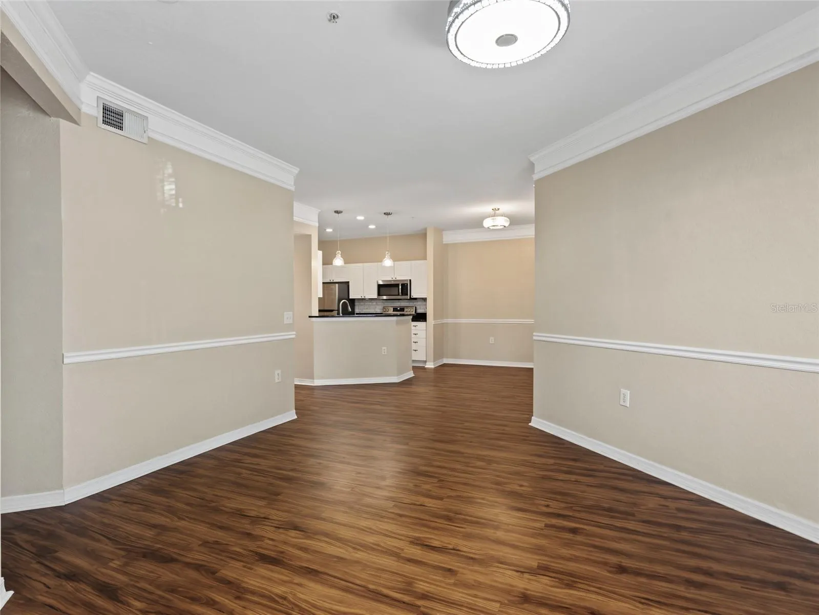 5180 NORTHRIDGE RD #106 #106