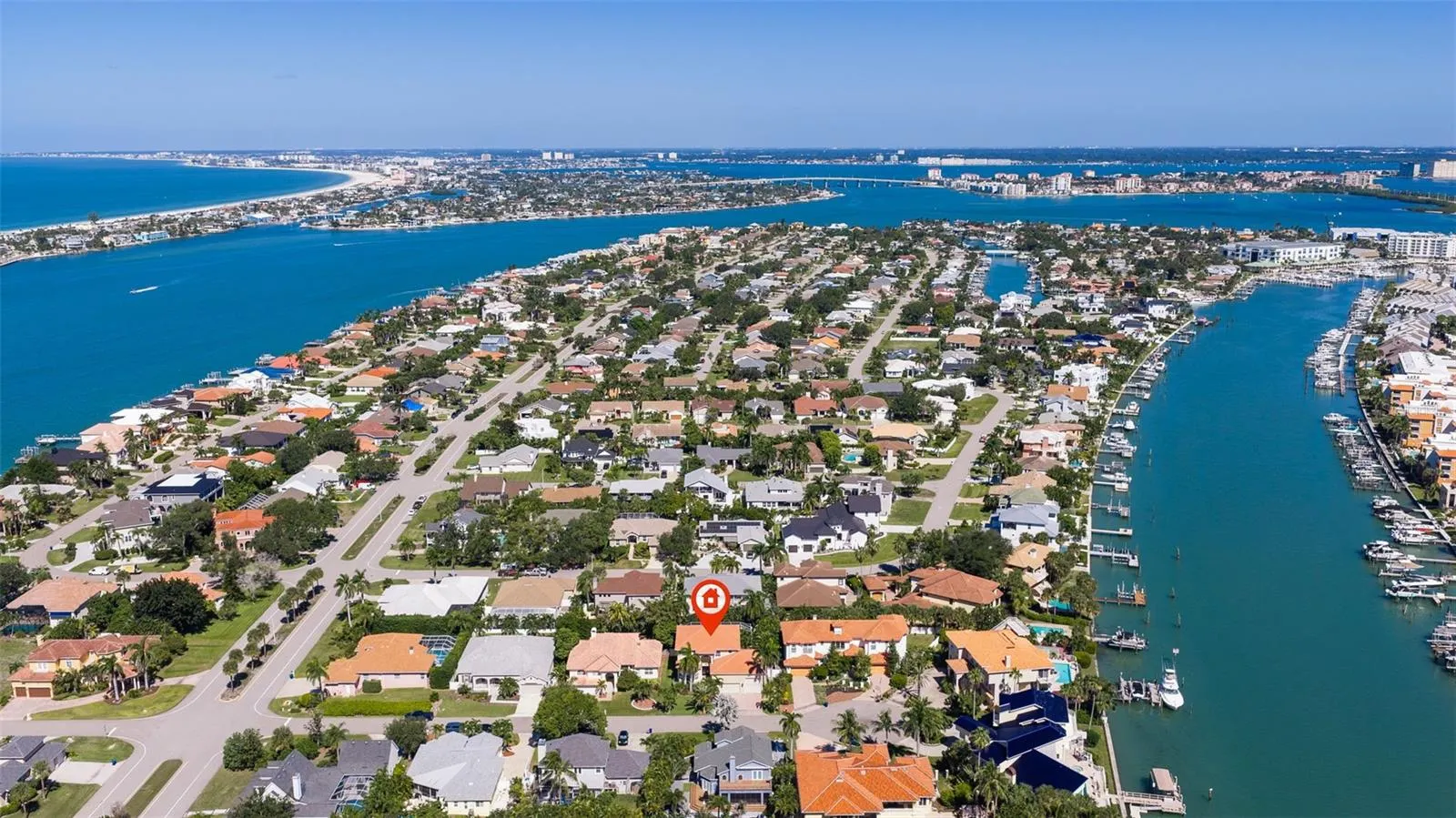 647 SANTA MARIA DR