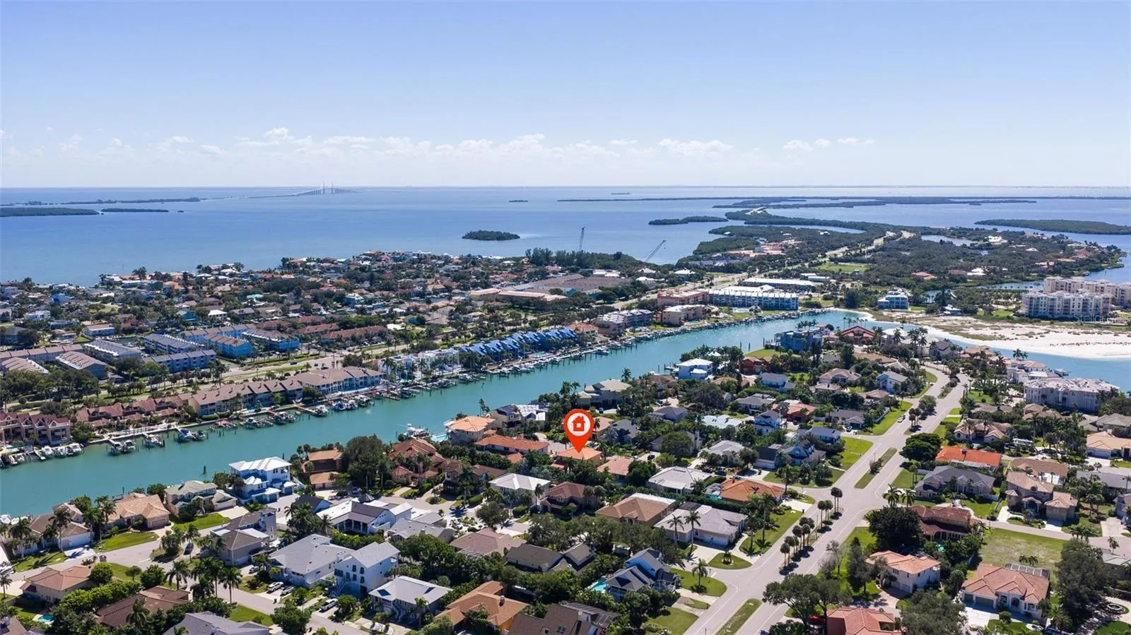 647 SANTA MARIA DR