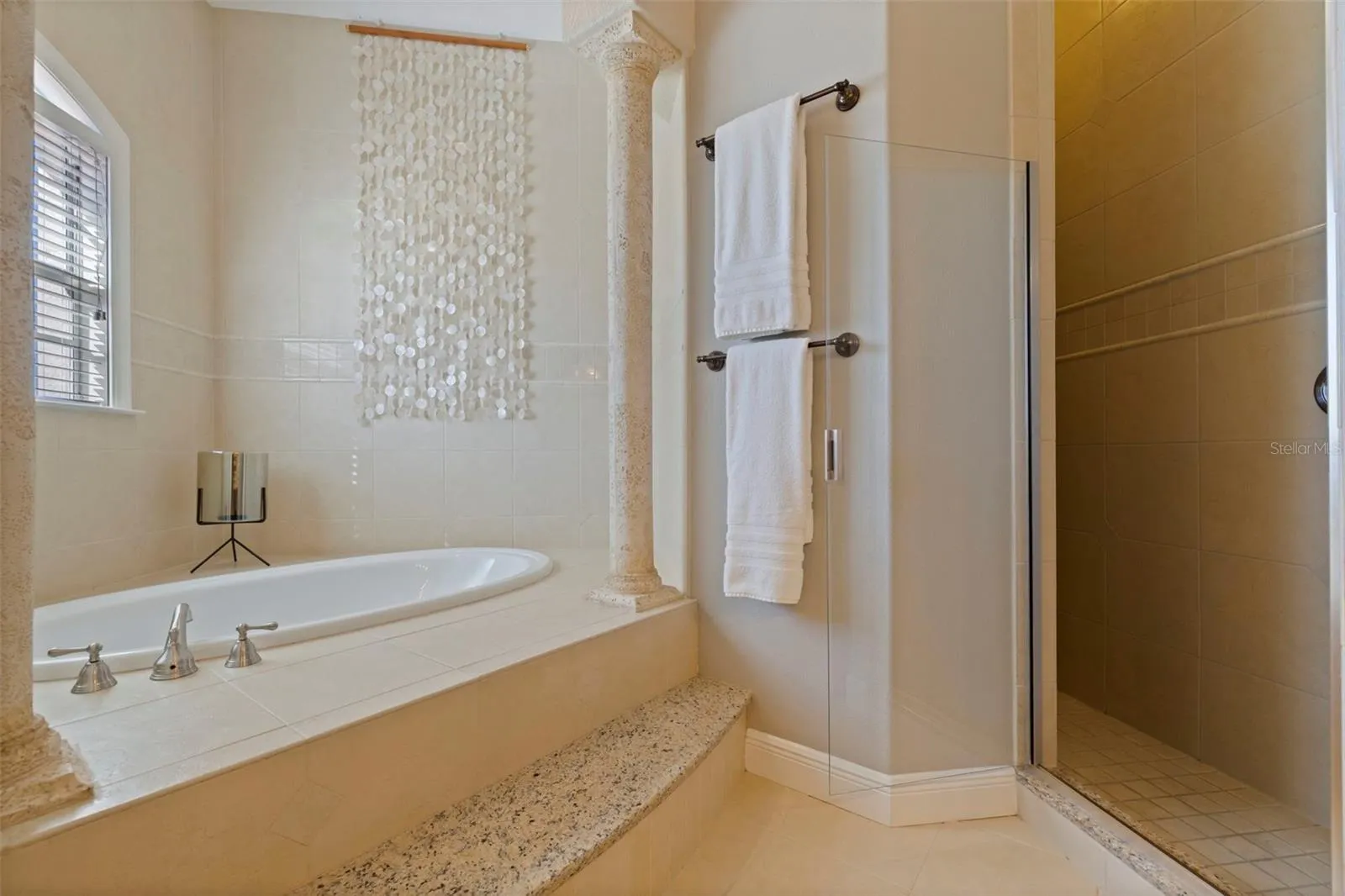 647 SANTA MARIA DR