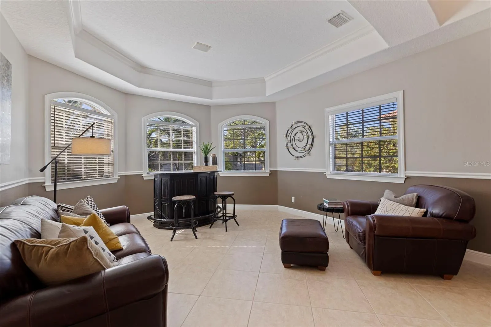 647 SANTA MARIA DR