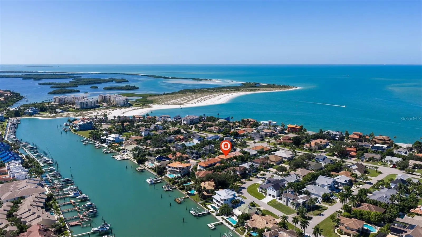 647 SANTA MARIA DR