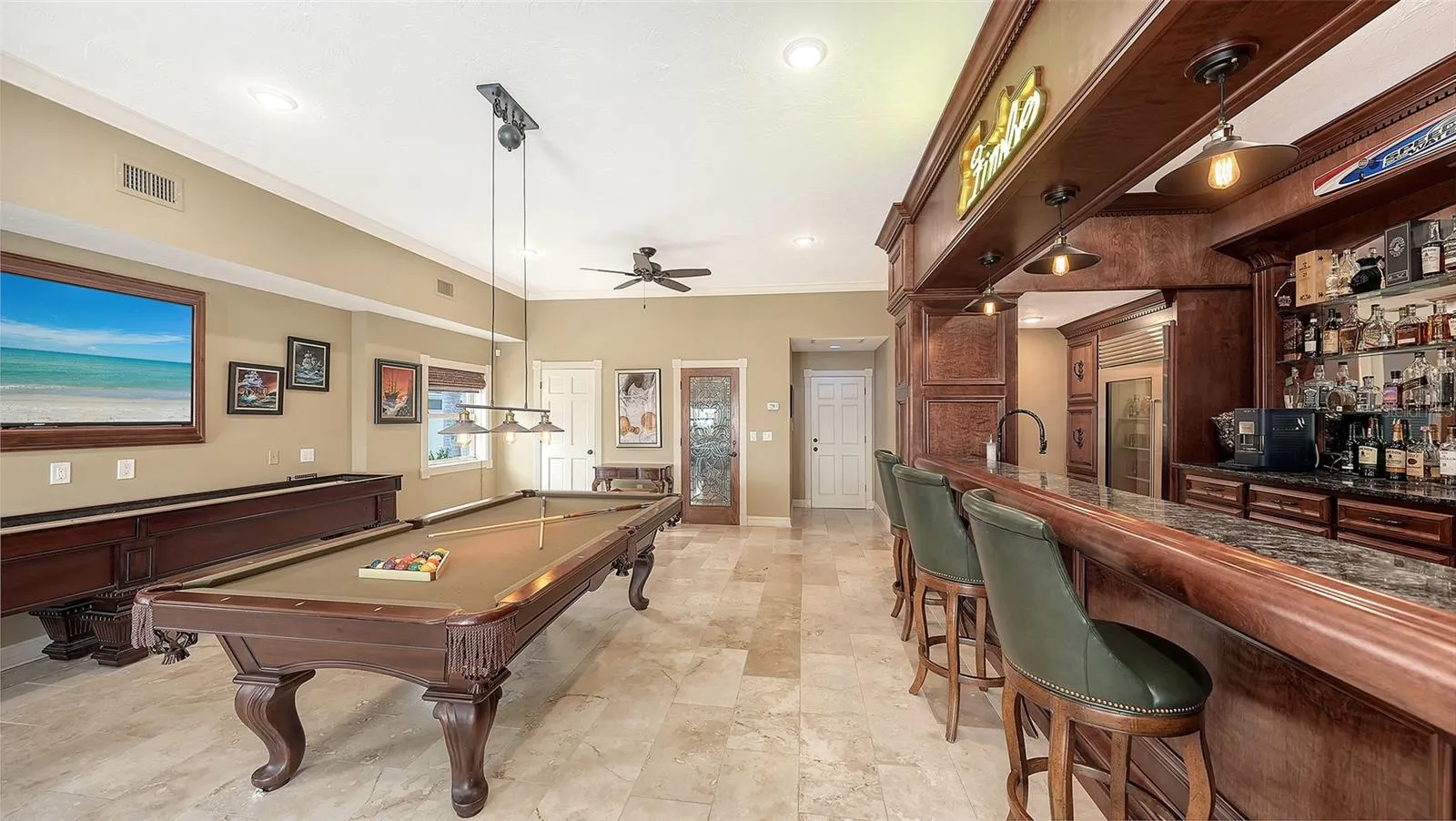 1240 HILLVIEW DR