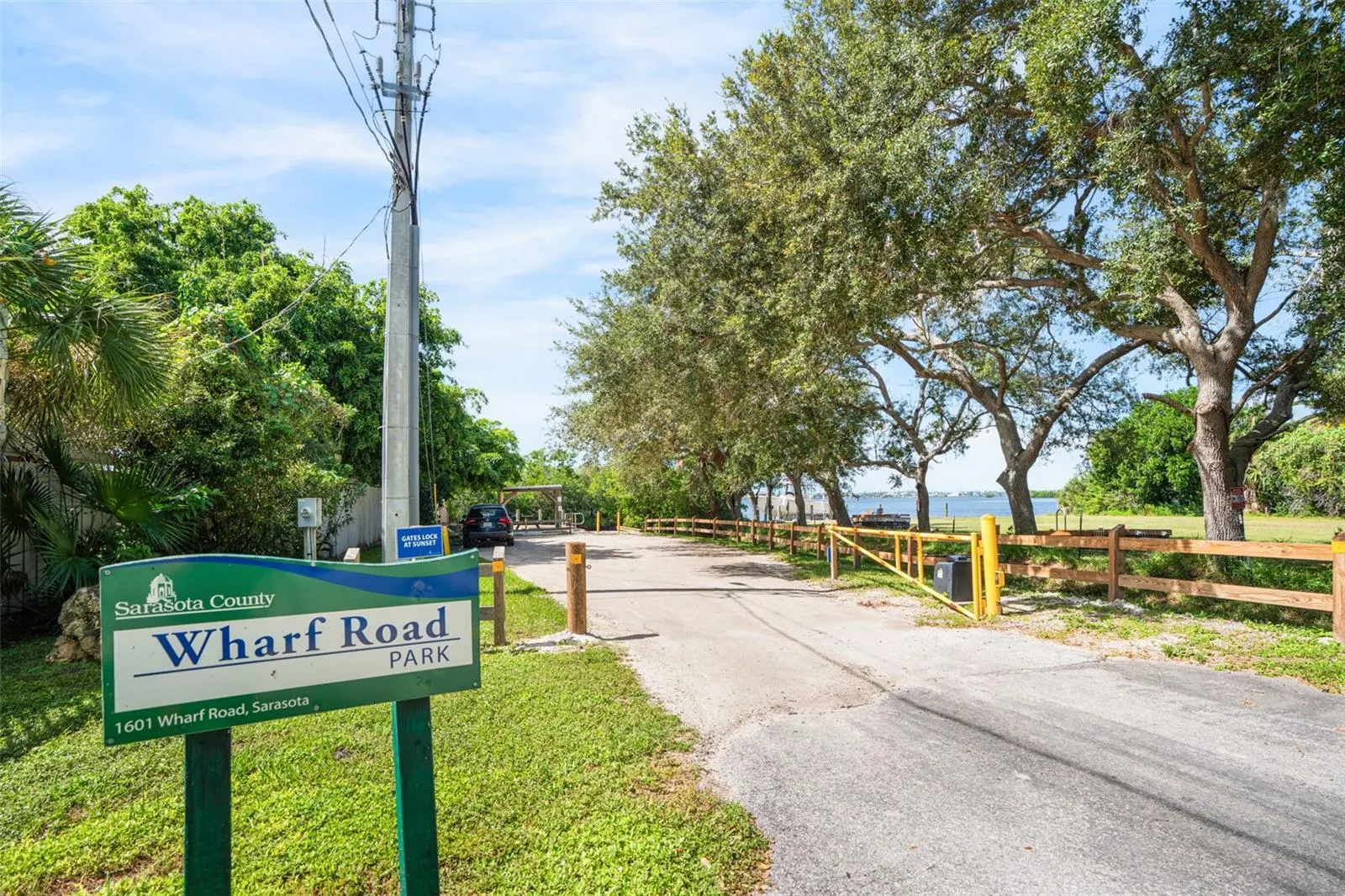 8846 FISHERMENS BAY DR