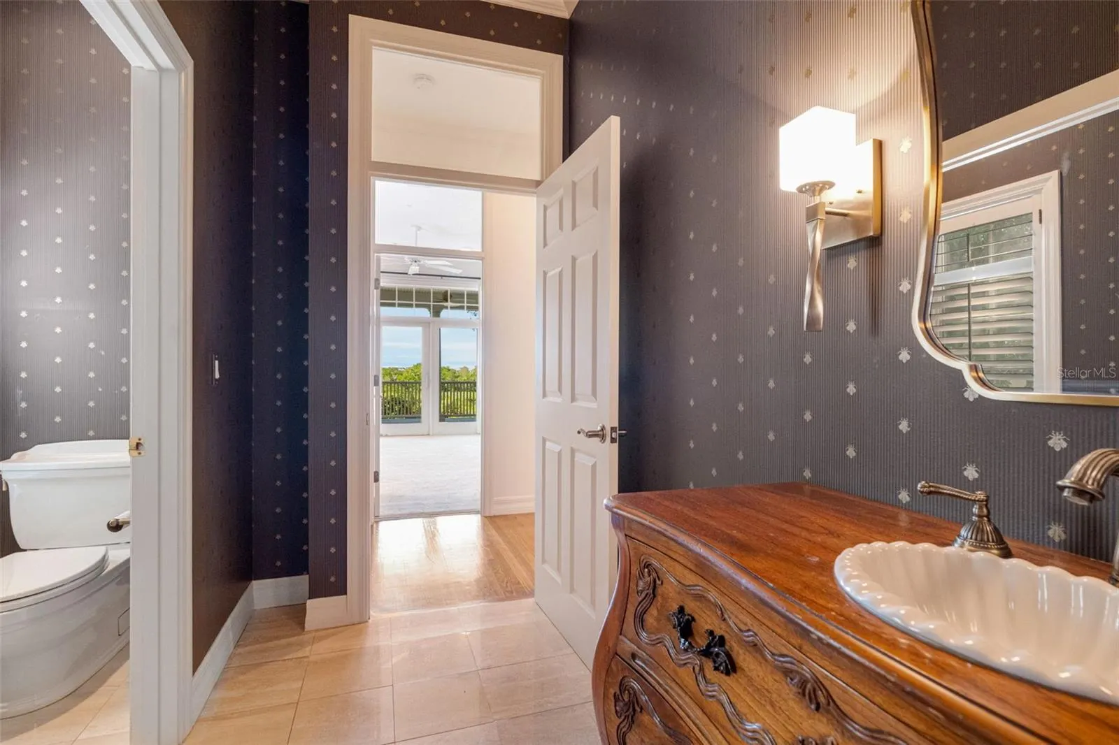 8846 FISHERMENS BAY DR