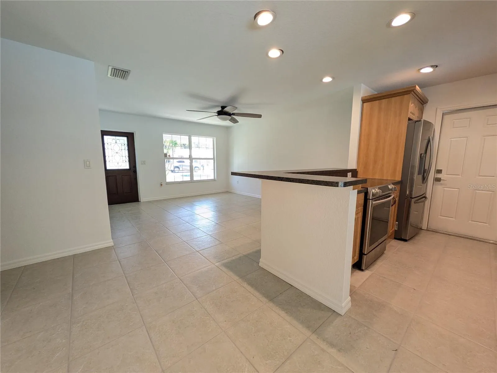 1133 RUSSELL AVE