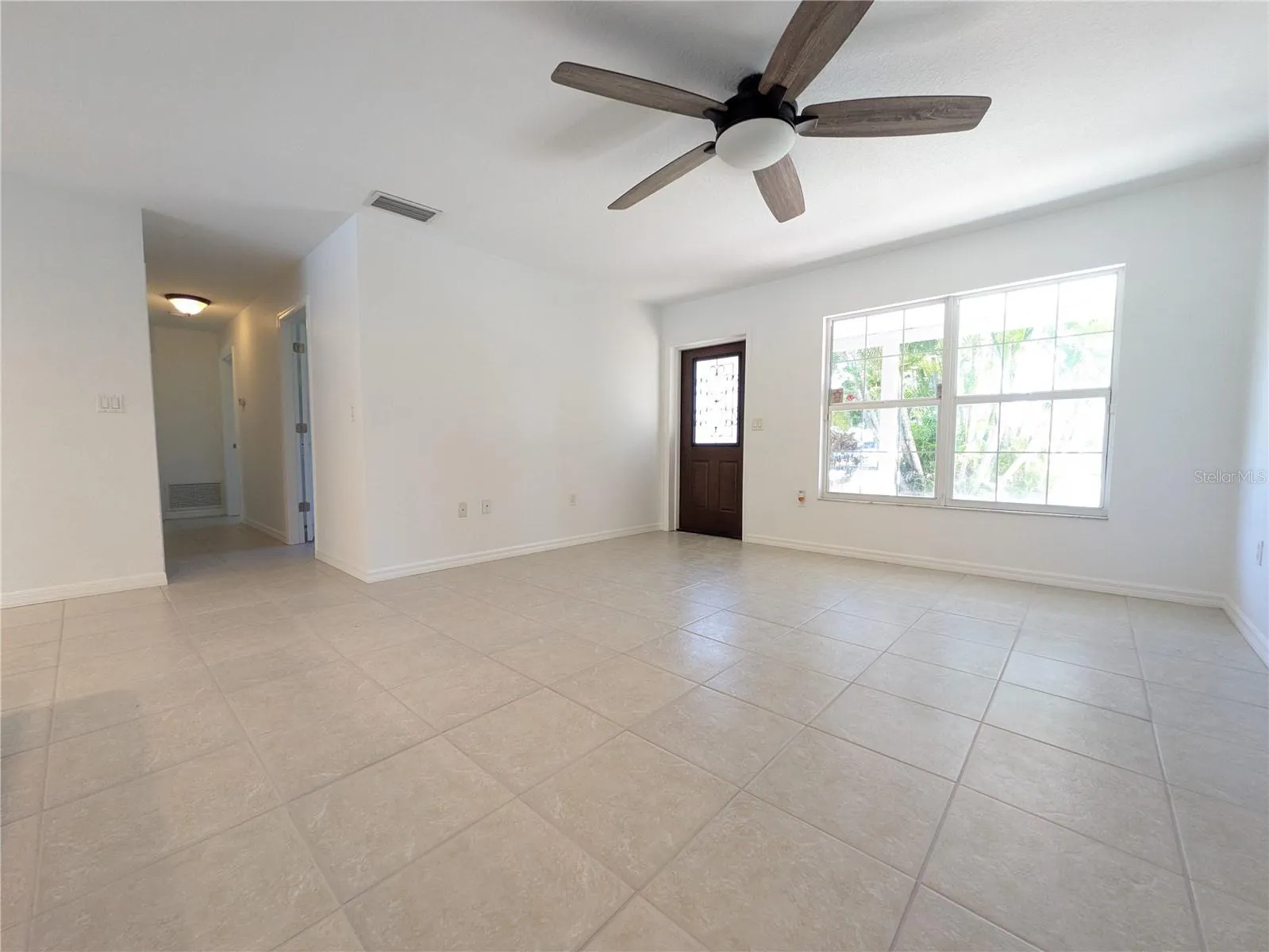1133 RUSSELL AVE