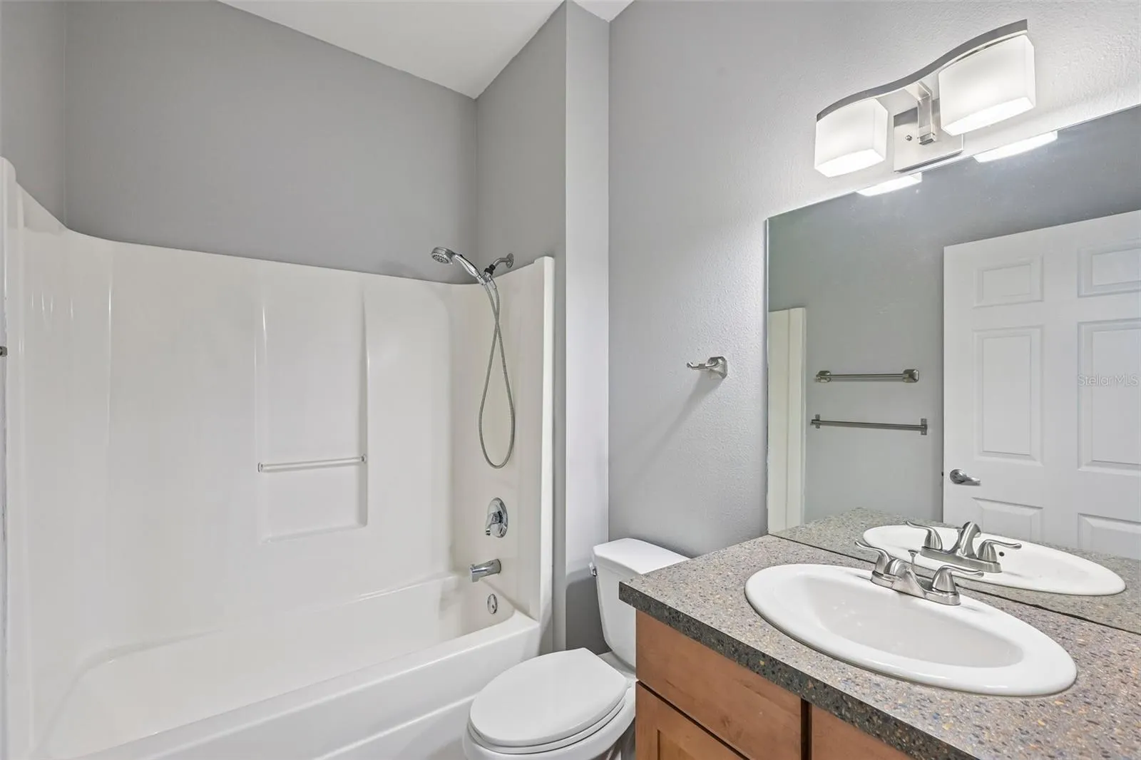 817 TALLGRASS LN
