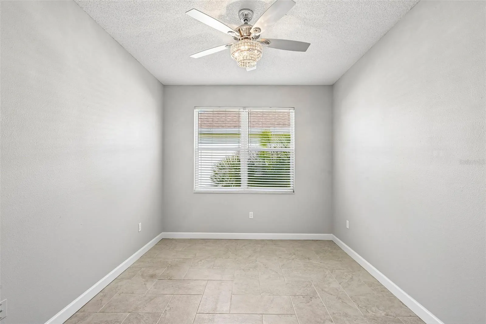 817 TALLGRASS LN